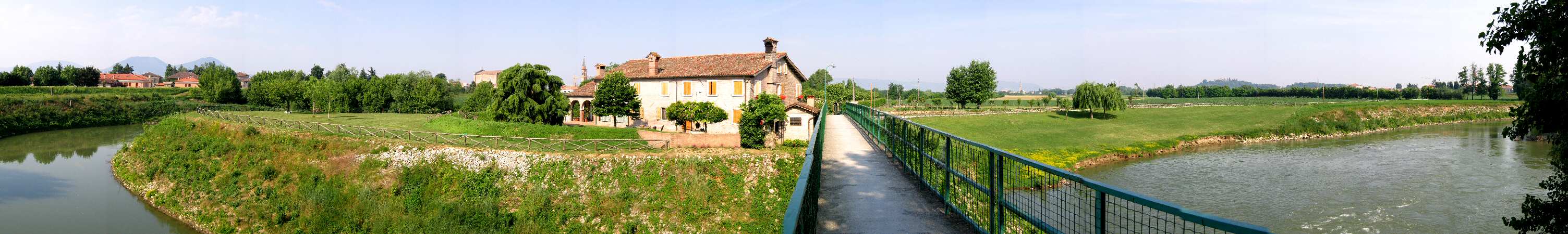 il fiume Bacchiglione a Cervarese Santa Croce - Padova