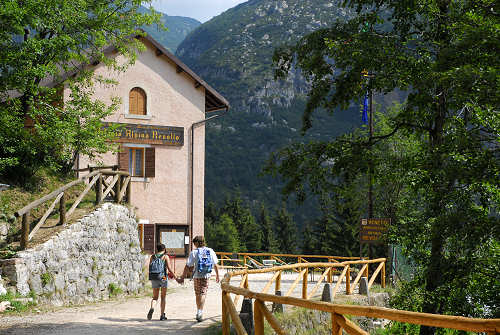 rifugio Scalorbi al passo di Pelagatta, alpe di Campobrun, rifugio Revolto