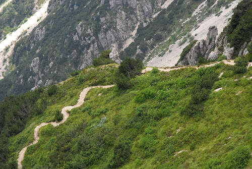 rifugio Scalorbi al passo di Pelagatta, alpe di Campobrun, rifugio Revolto