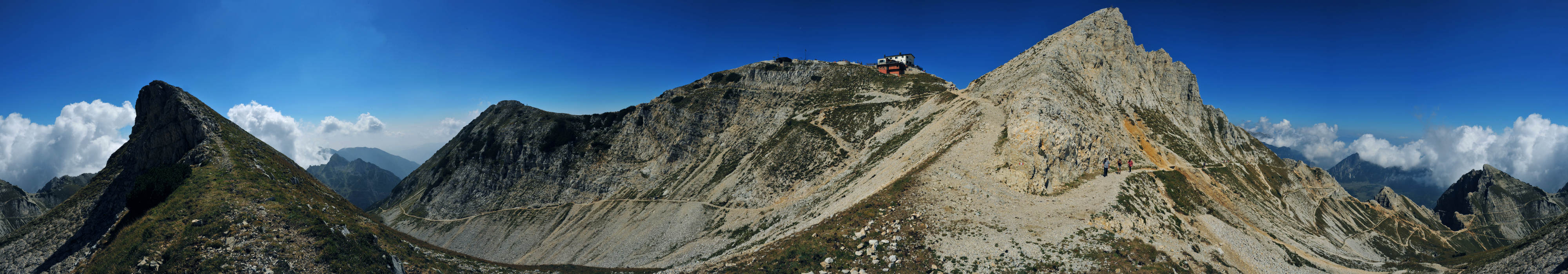 Gruppo del Carega, nei pressi del rifugio Fraccaroli