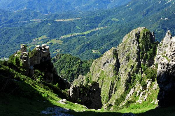 Strada delle 52 gallerie al monte Pasubio, da passo Xomo bocchetta Campiglia al rifugio gen. A.Papa