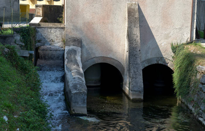 Sentiero dell'Antica Pieve al Castello di Pievebelvicino a Torrebelvicino, Val Leogra Pasubio