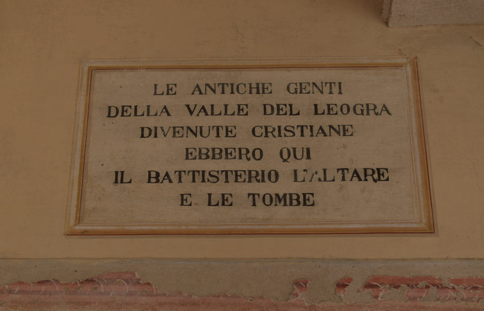 Sentiero dell'Antica Pieve al Castello di Pievebelvicino a Torrebelvicino, Val Leogra Pasubio