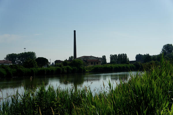 giro cicloturistico tra Adria e Porto Viro lungo gli argini del Canal Bianco e del fiume Po