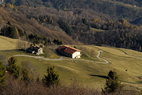 Agriturismo malga Mariech al monte Cesen