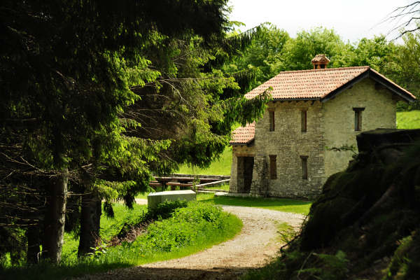 rifugio Posa Puner malga Mont monte Crep