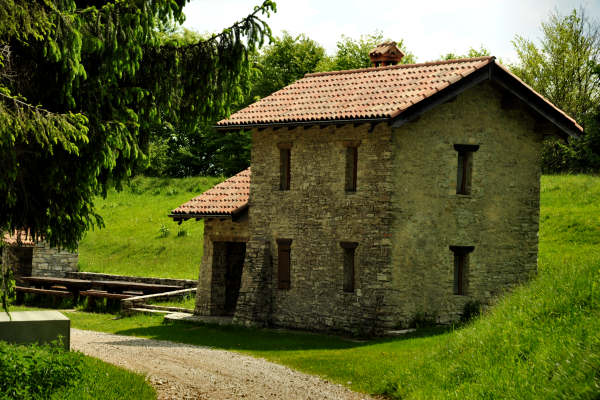 rifugio Posa Puner malga Mont monte Crep