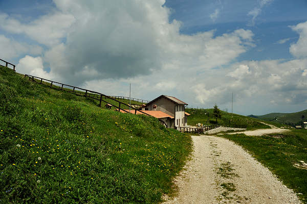 rifugio Posa Puner malga Mont monte Crep