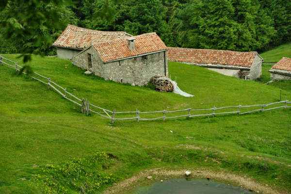 rifugio Posa Puner malga Mont monte Crep