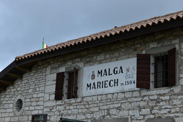giro del monte Cesen in mountain bike, malga Mariech al Cesen