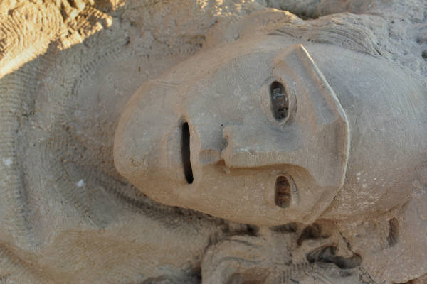 Scogliera Viva, sculture nella massicciata lungomare di Caorle
