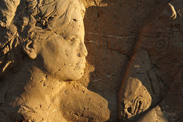 Scogliera Viva, sculture nella massicciata lungomare di Caorle