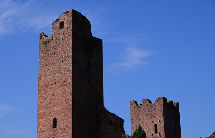 Rocca dei Tempesta o Rocca Malatesta a Noale, entroterra veneziano