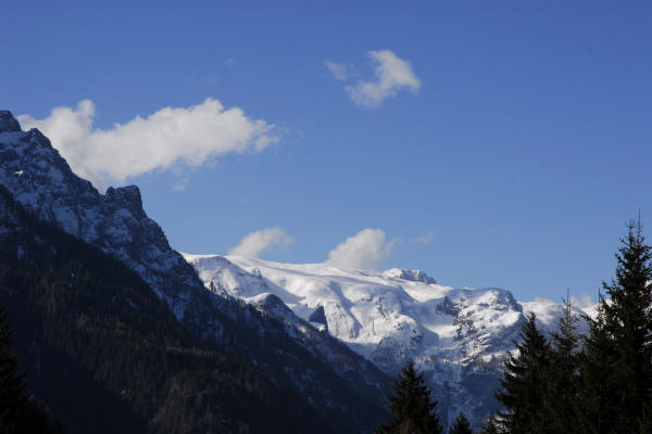 Vallada Agordina, Sachet, chiesa di San Simon