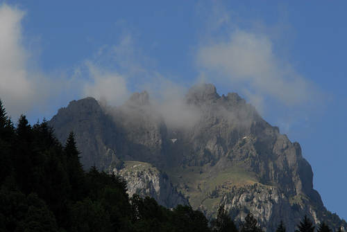 Canale d'Agordo, Gares