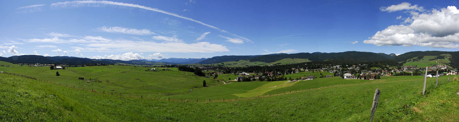 panoramica da Gallio verso Asiago, Altopiano di Asiago Sette Comuni