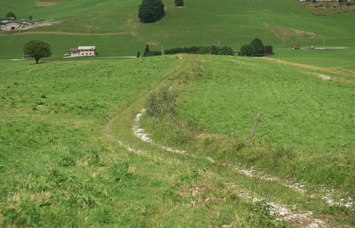 Bertigo, casera Stenfle, val di Melago, monte Valbella, passeggiata ai Tre Monti di Gallio
