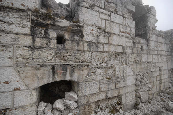 ex forte Dosso delle Somme a Serrada di Folgaria