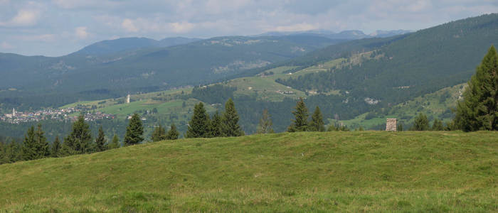 Alta Val di Melago dai pressi del Col del Rosso, verso Gallio