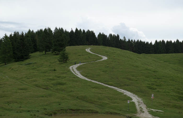 Bertigo, casera Stenfle, val di Melago, monte Valbella, passeggiata ai Tre Monti di Gallio
