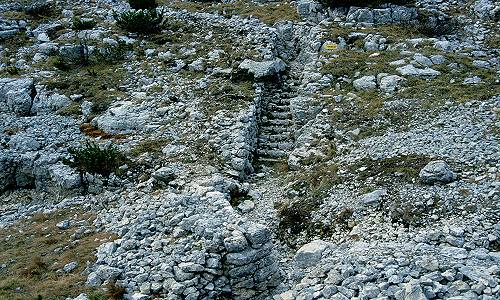 foto di cima della Caldiera - altopiano di Asiago 7 Comuni