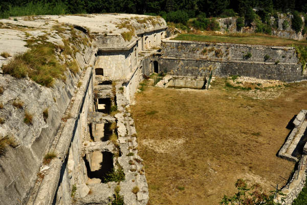 ex Forte Punta Corbin a Tresche-Conca - Asiago, Roana, Valdastico