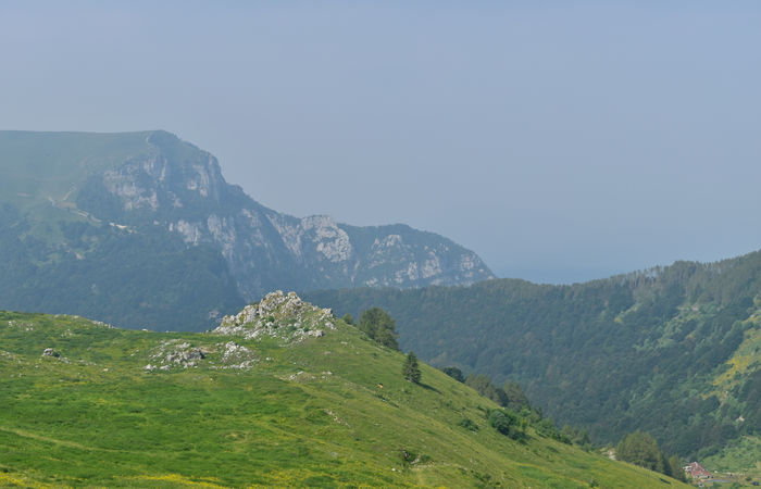 Monte Baldo, escursione Riserva Naturale Corna Piana malga Bes a Brentonico