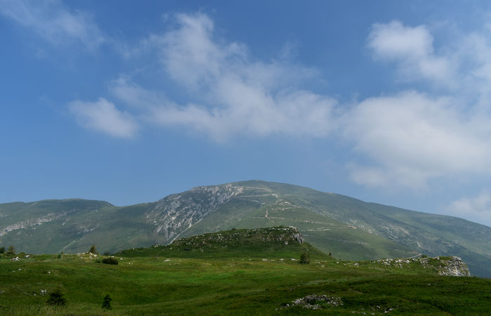 Monte Baldo, escursione Riserva Naturale Corna Piana malga Bes a Brentonico