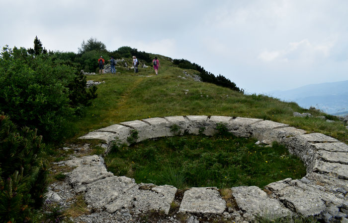 Monte Baldo, escursione Riserva Naturale Corna Piana malga Bes a Brentonico