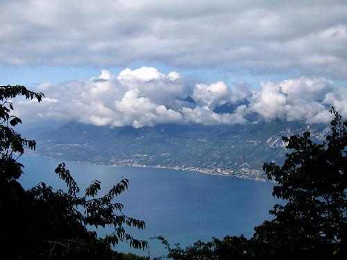 Brenzone, lago di Garda dal monte Baldo