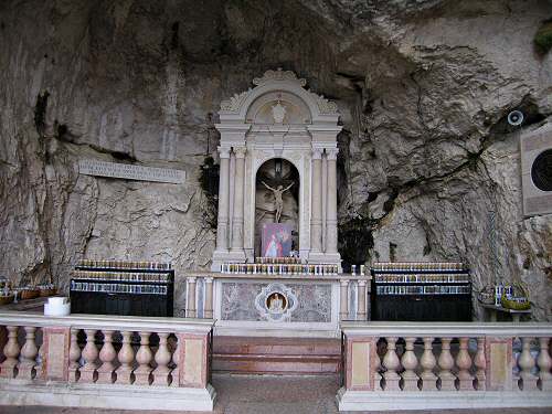 Santuario Madonna della Corona Brentino Belluno Val d'Adige Spiazzi di Ferrara di Monte Baldo