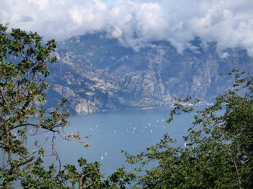 Brenzone, lago di Garda dal monte Baldo