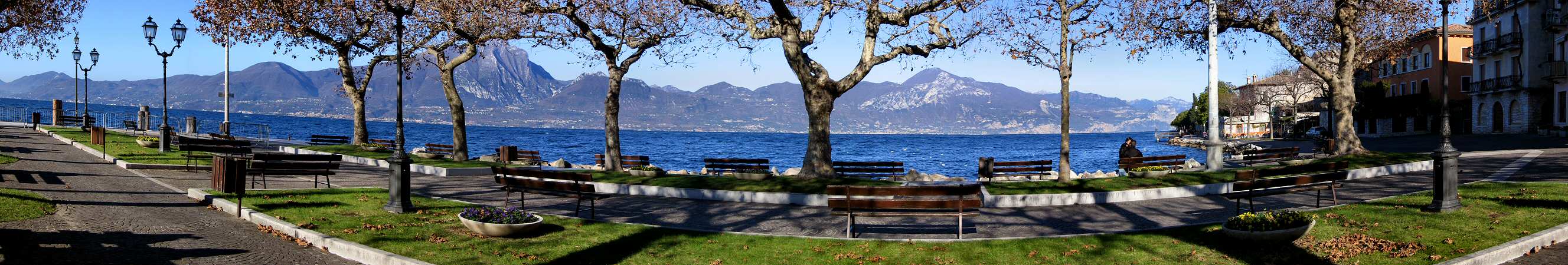 Torri del Benaco, lago di Garda, Verona - fotografia panoramica