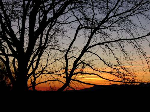 foto tramonto Rubbio