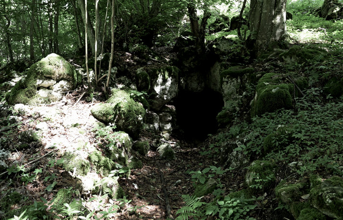 I Trinceroni di monte Campolongo a Rubbio, Altopiano di Asiago nei luoghi della Grande Guerra