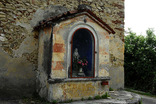 Caluga di Valrovina, Monte Caina a Rubbio