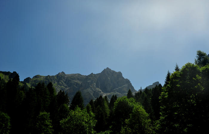 Rifugio Furio Bianchet al Pian dei Gat in Val Vescovà nel versante nord del monte Schiara, Parco Nazionale Dolomiti Bellunesi