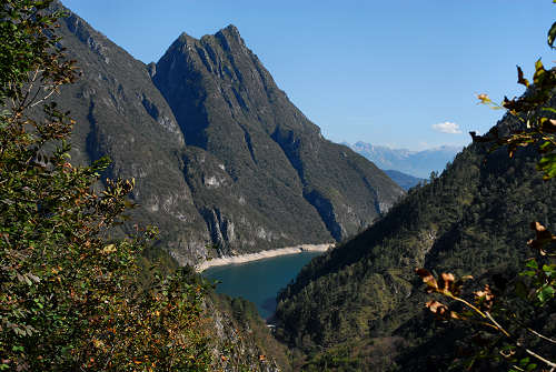 Val Falcina, Valle del Mis, Lago del Mis