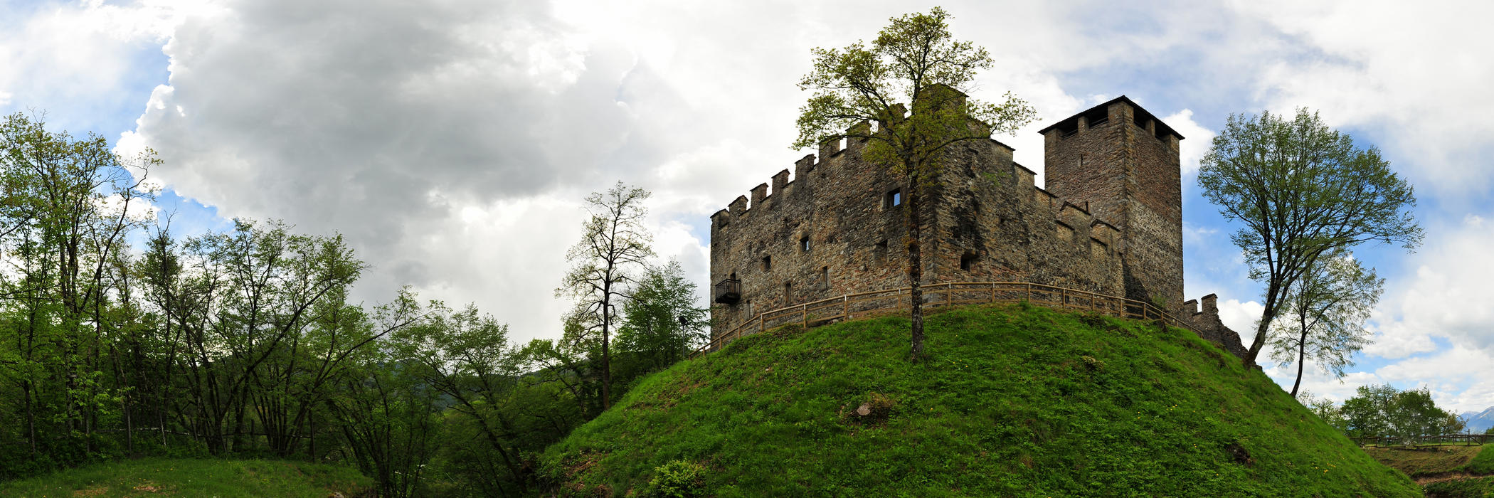 Castello di Zumelle a Tiago di Mel, SinistraPiave ValBelluna