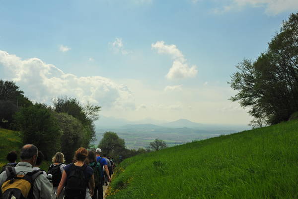 passeggiata nei Colli Berici - Castegnero, Nanto, Covoli di Trene, Sermondi, Covolo Murato di Castegnero