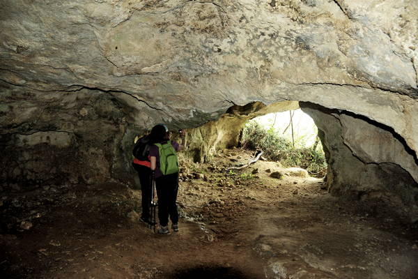 passeggiata nei Colli Berici - Castegnero, Nanto, Covoli di Trene, Sermondi, Covolo Murato di Castegnero
