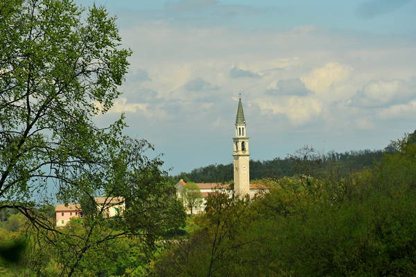 passeggiata nei Colli Berici - Castegnero, Nanto, Covoli di Trene, Sermondi, Covolo Murato di Castegnero