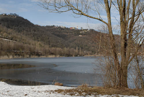 foto invernali al lago di Fimon, nei Colli Berici