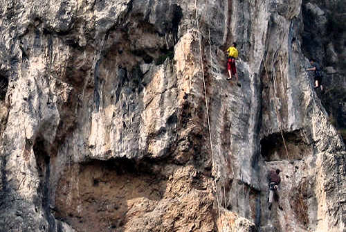 Falesie arrampicata sportiva a Lumignano, riviera Berica Colli Berici