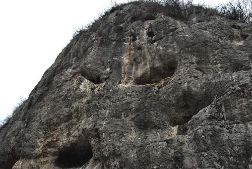 Falesie arrampicata sportiva a Lumignano, riviera Berica Colli Berici