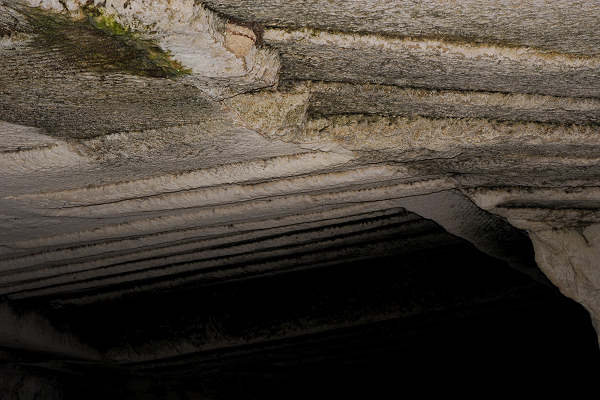 Priare pietra di Zovencedo e San Gottardo, alta Val Liona Valle del Gazzo, Monti Berici
