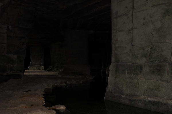 Priare pietra di Zovencedo e San Gottardo, alta Val Liona Valle del Gazzo, Monti Berici