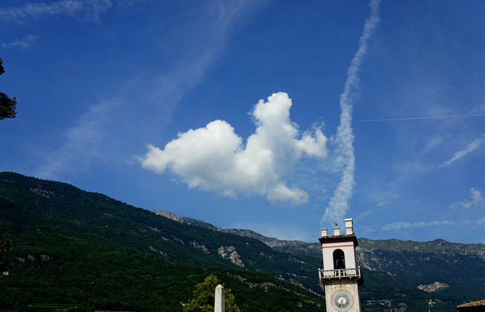 Ciclopista del Sole in Val d'Adige, tra Trento e Ala-Avio