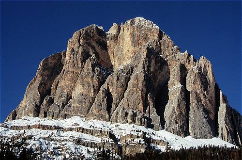 la conca di Cortina d'Ampezzo, Belluno Dolomiti