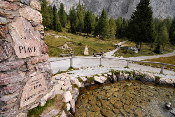 sorgenti del fiume Piave al Peralba, Sappada val Sesis passo Oregone val Visdende